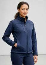 Load image into Gallery viewer, Womens Softshell Jacket